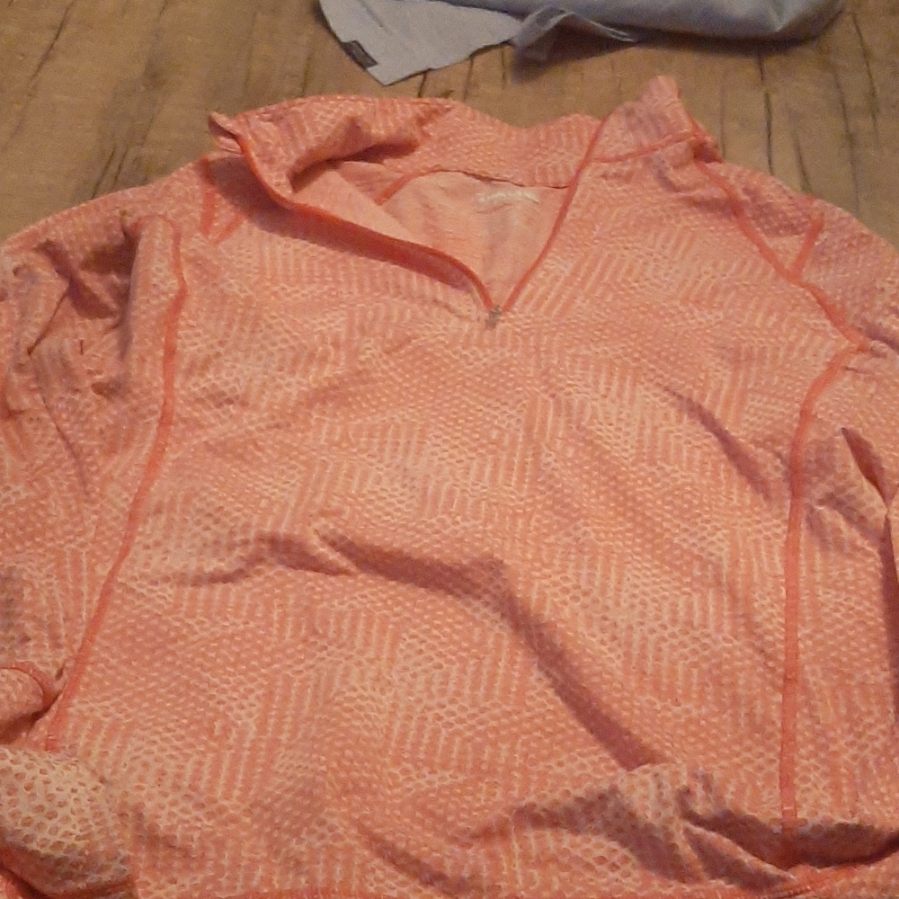 Pullover sweater
